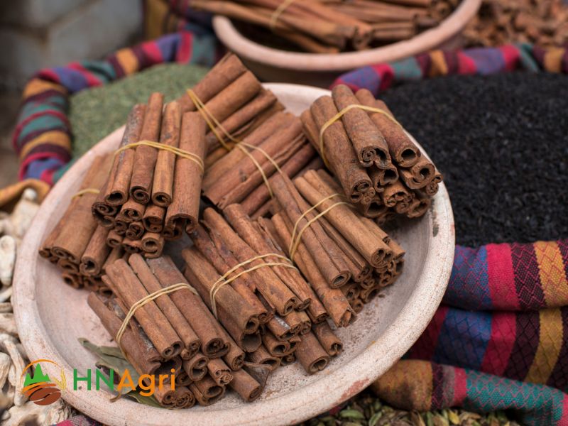 The Ultimate Guide to Chinese Cinnamon Sticks